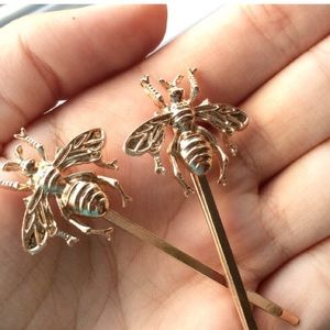 Honey bee hair pin set gold wedding dainty